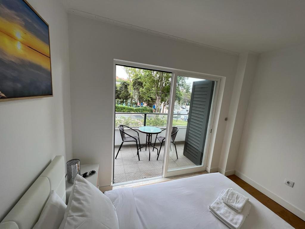 Oeiras Beach Guest House Eksteriør billede